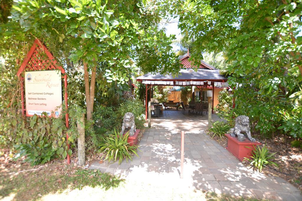 Shambhala Retreat Magnetic Island Cottages Nelly Bay エクステリア 写真