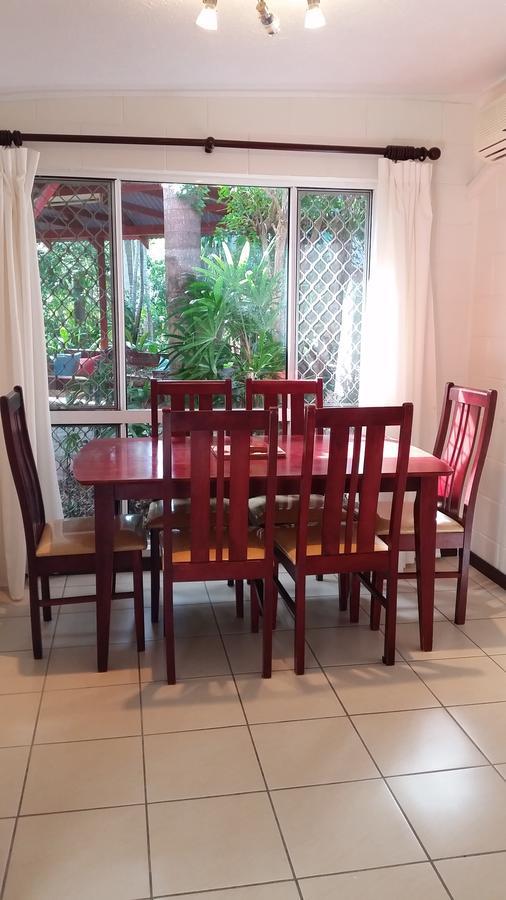 Shambhala Retreat Magnetic Island Cottages Nelly Bay エクステリア 写真