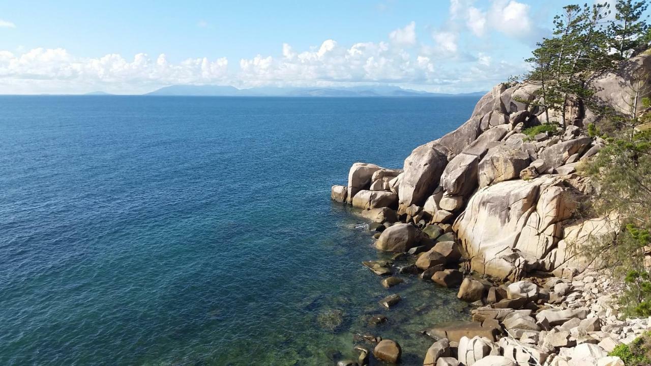 Shambhala Retreat Magnetic Island Cottages Nelly Bay エクステリア 写真