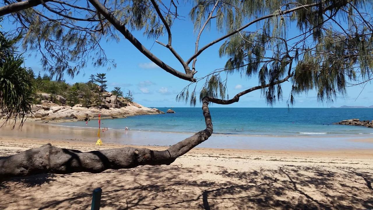 Shambhala Retreat Magnetic Island Cottages Nelly Bay エクステリア 写真